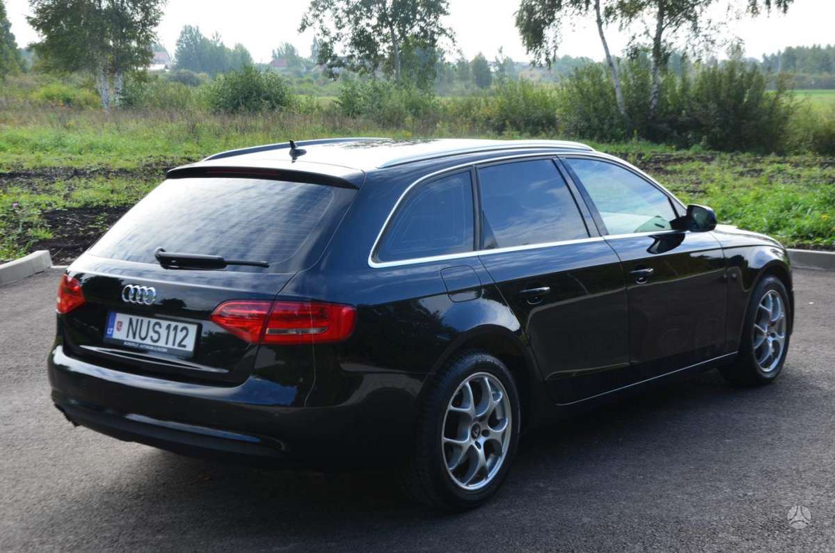 Audi A4 2012 — photo 11