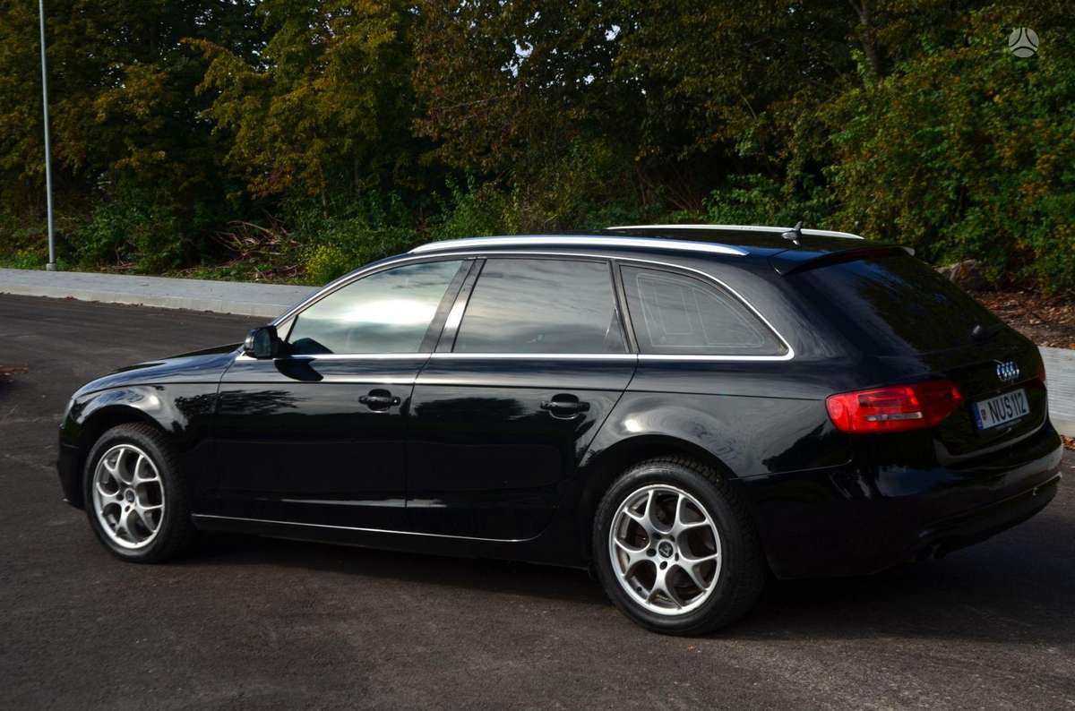 Audi A4 2012 — photo 17