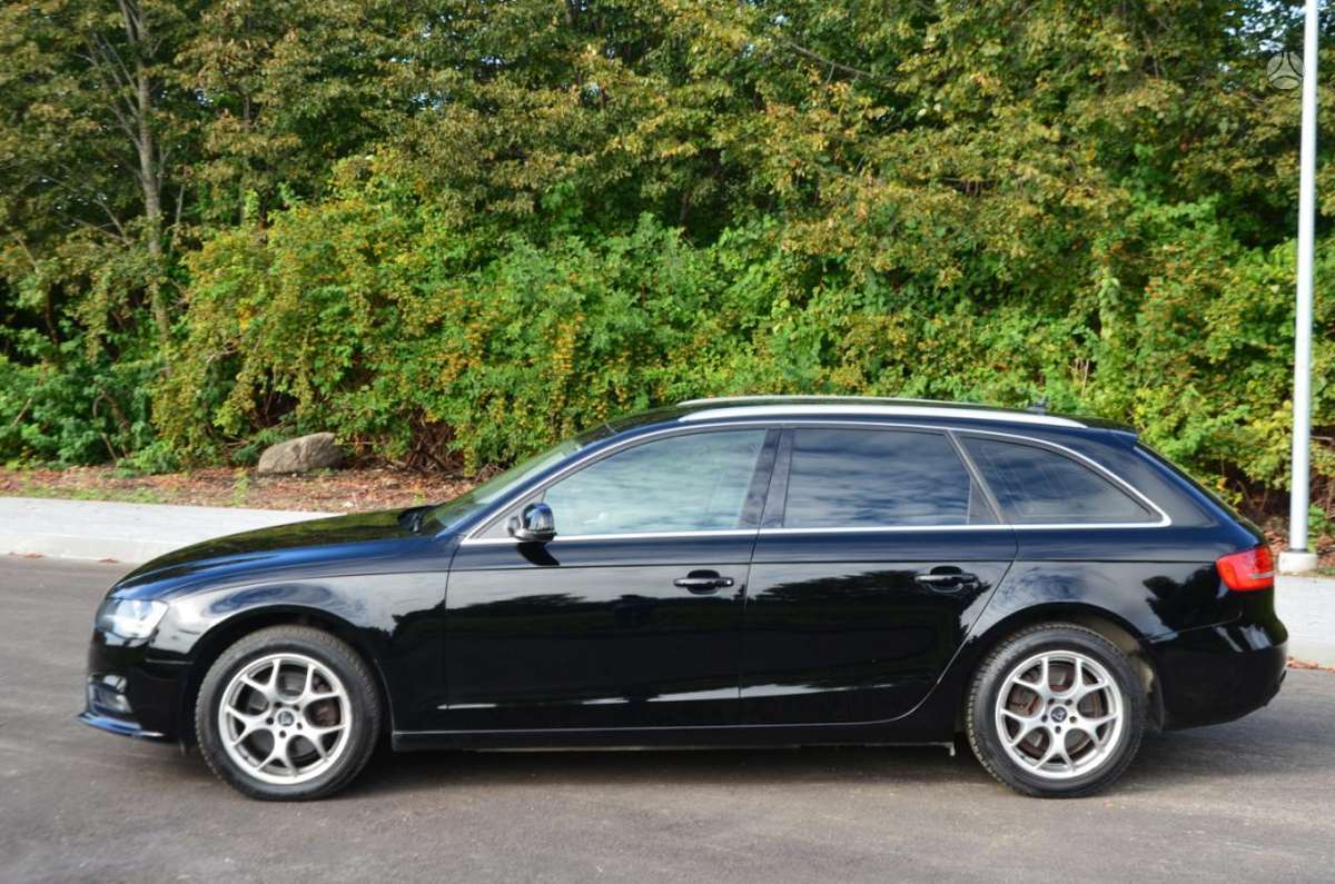 Audi A4 2012 — photo 20