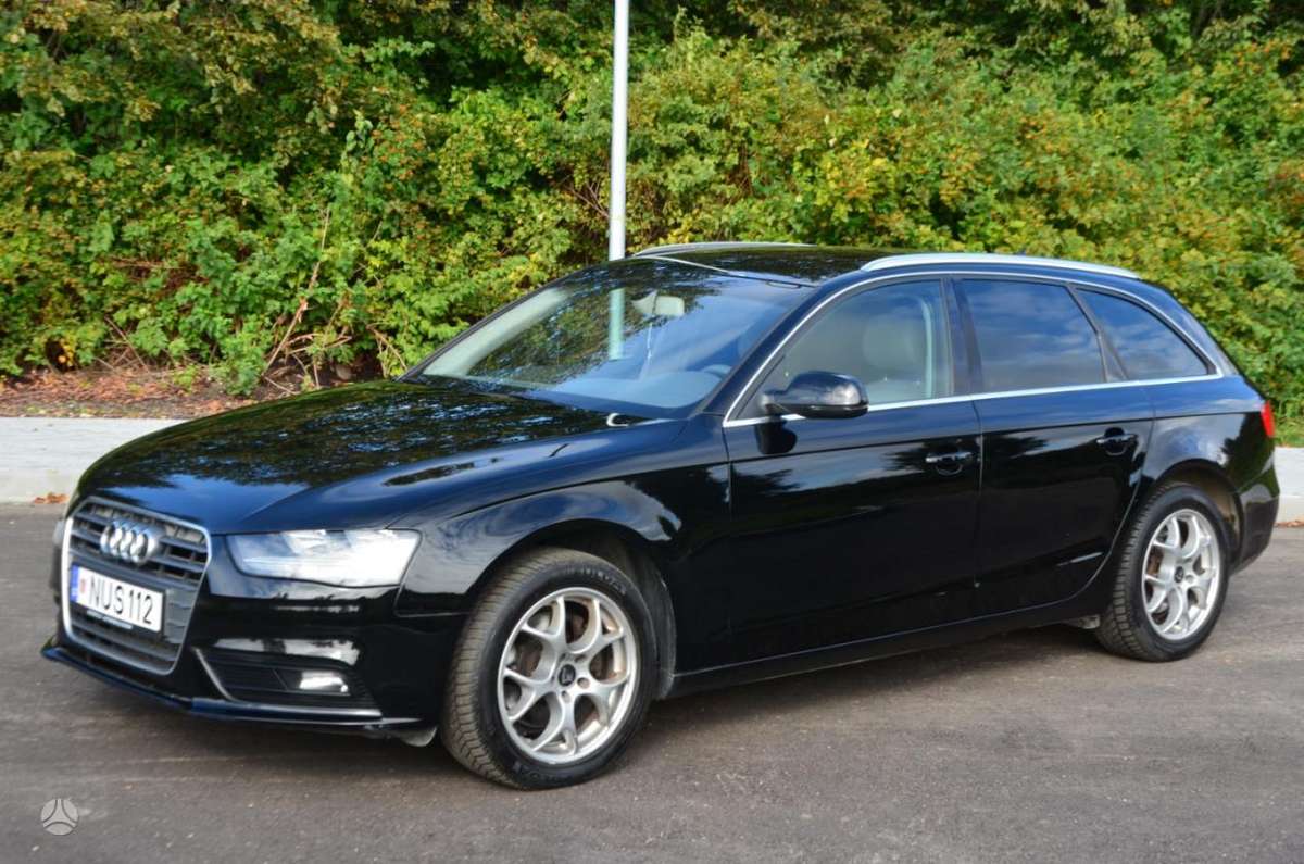 Audi A4 2012 — photo 22