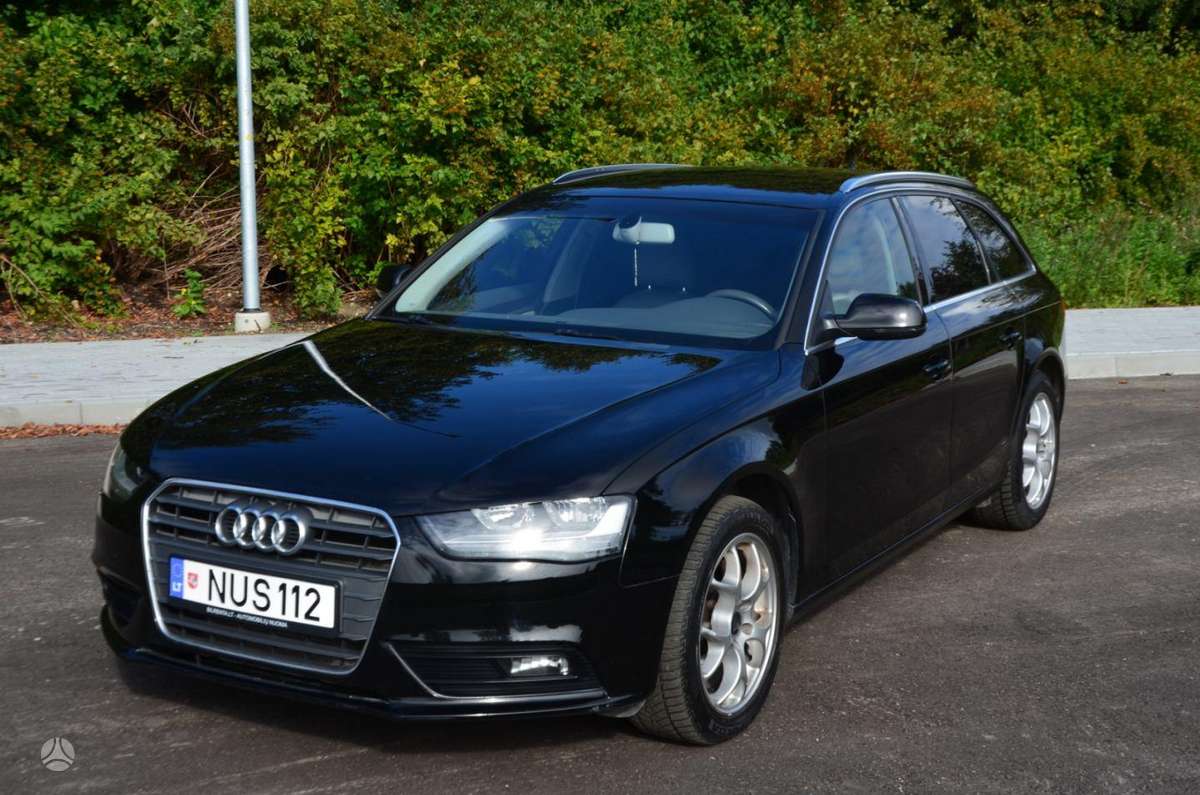 Audi A4 2012 — photo 23
