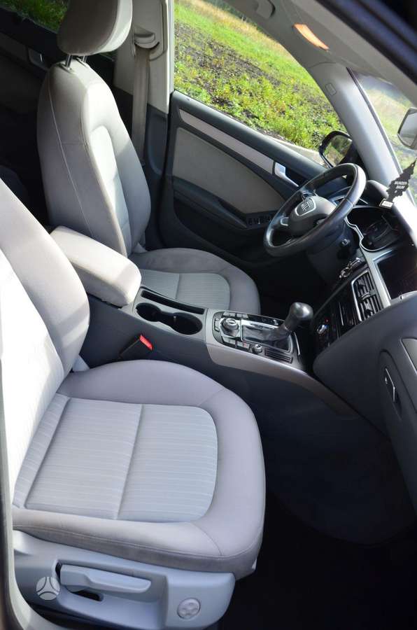 Audi A4 2012 — photo 28