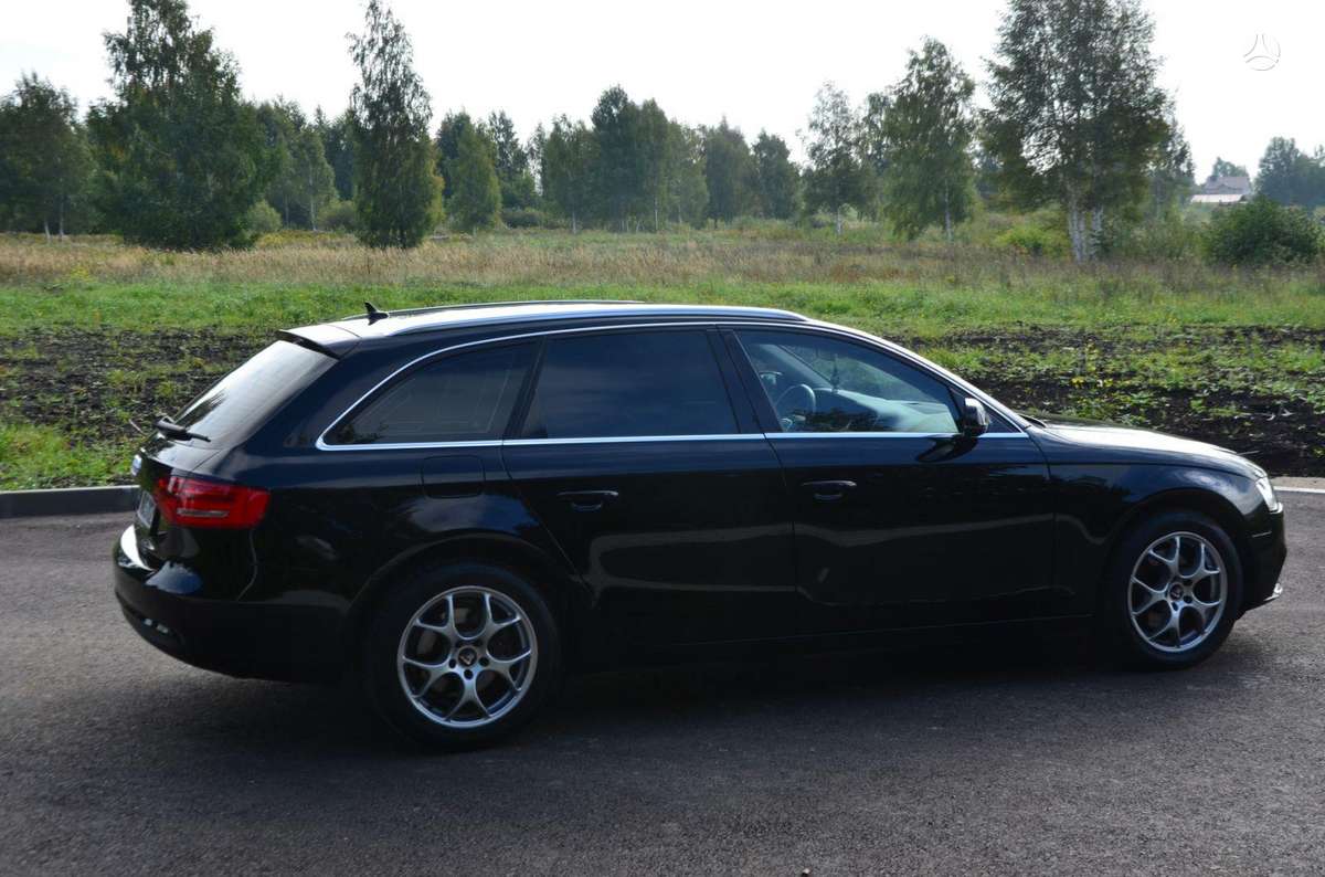 Audi A4 2012 — photo 9