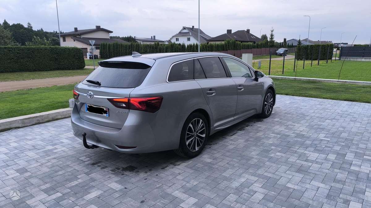 Toyota Avensis 2015 — photo 5