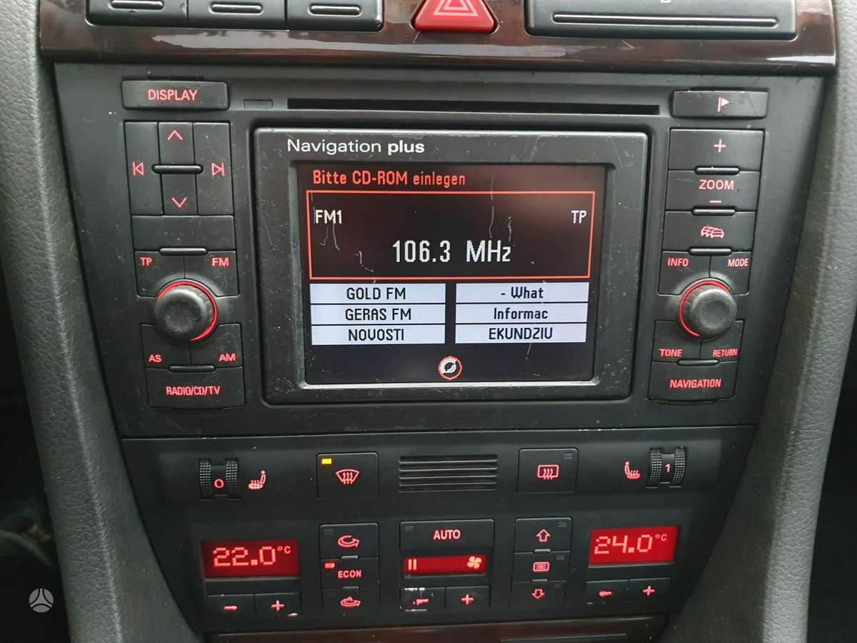 Audi A6 2004 — photo 11