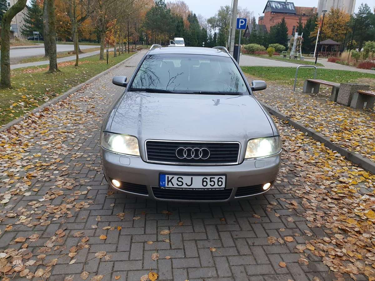 Audi A6 2004 — interior