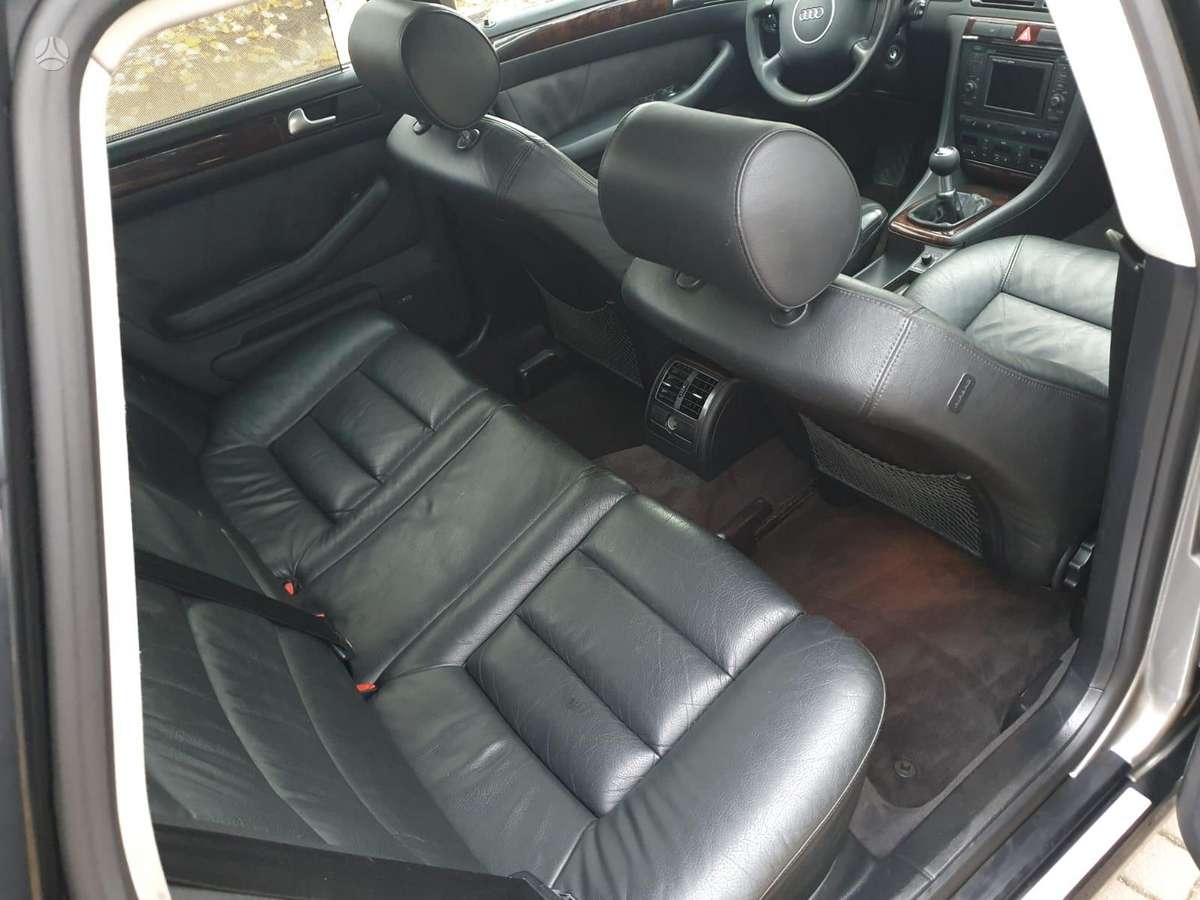 Audi A6 2004 — photo 9