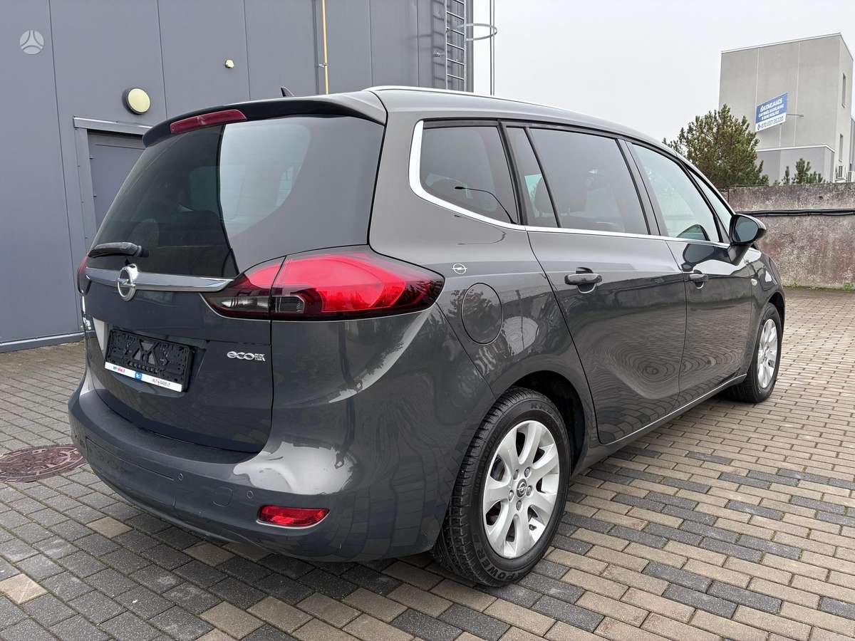 Opel Zafira 2015 — фото 5