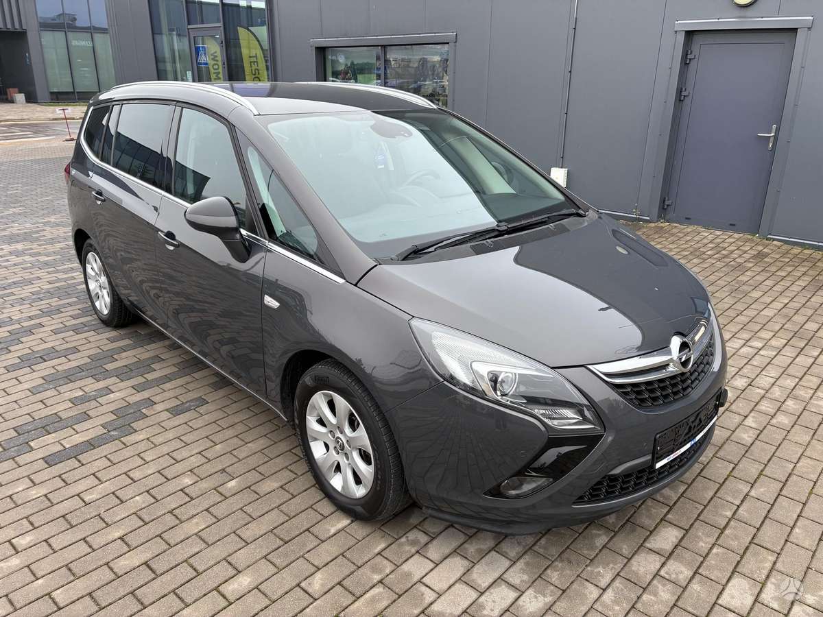 Opel Zafira 2015 — фото 7