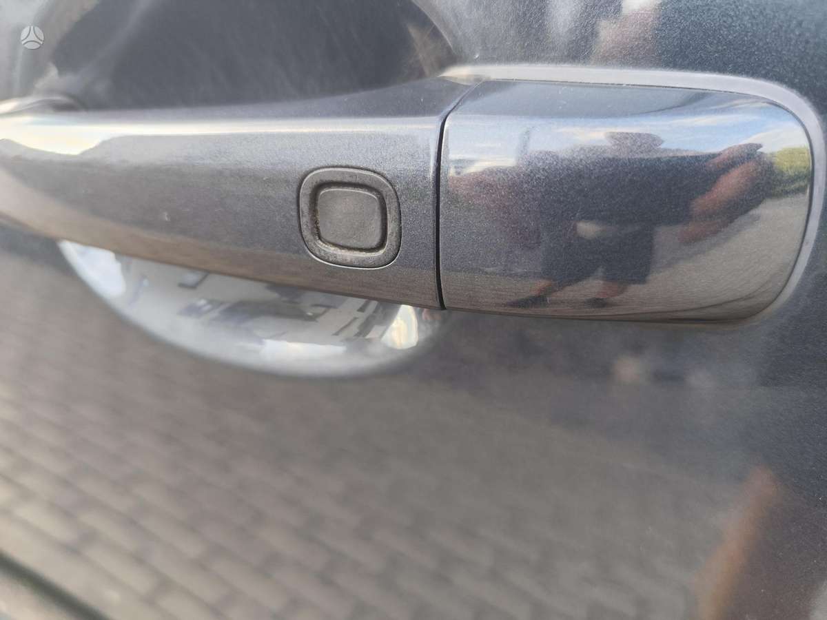 Volvo XC60 2010 — photo 17