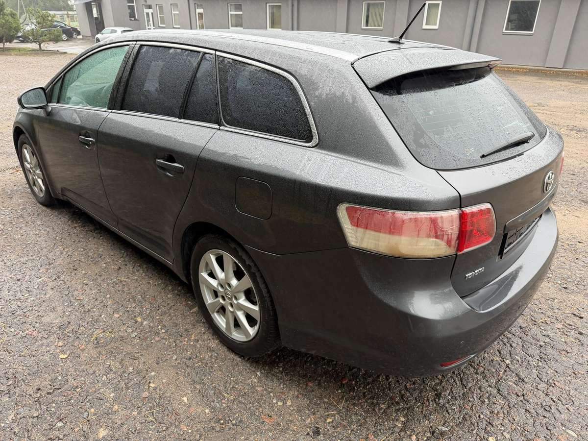 Toyota Avensis 2009 — engine 2231 cm³, 150 HP (110kW)