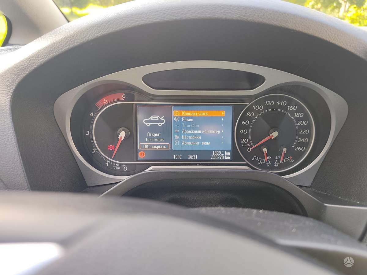 Ford S-MAX 2008 — двигун 2200 cm³, 175 HP (129kW)