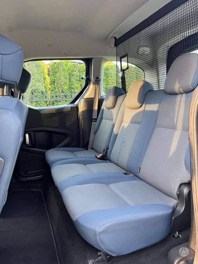 Citroen Berlingo 2011 — photo 8