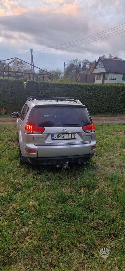 Citroen C-Crosser 2007 — салон
