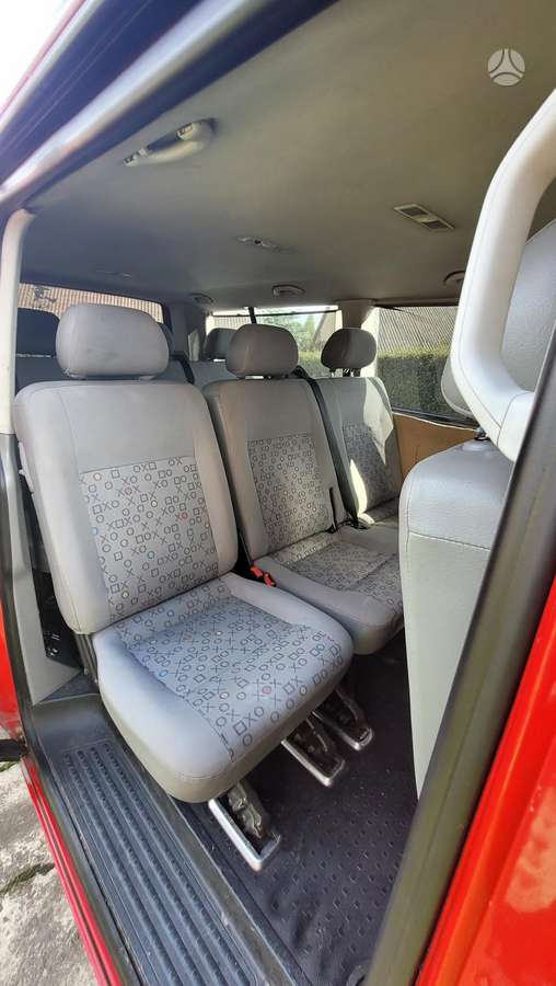 Volkswagen Transporter 2005 — photo 12