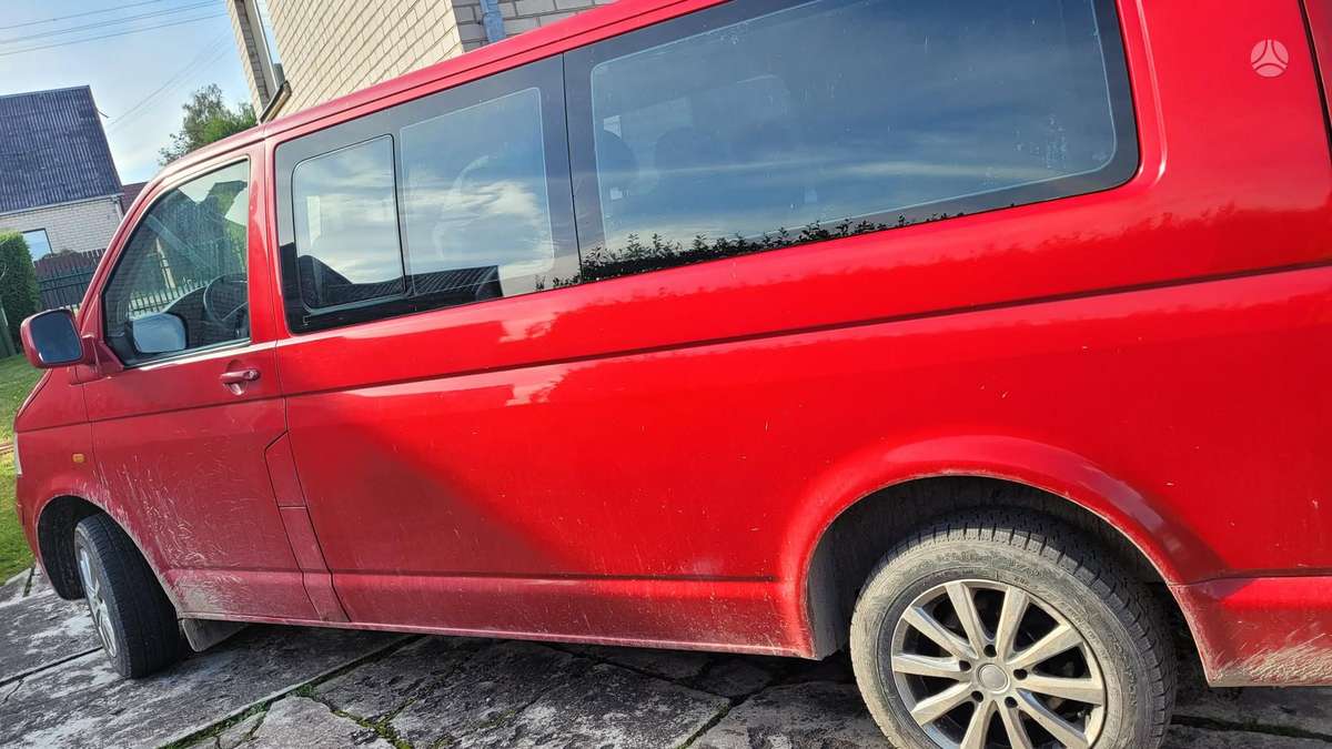 Volkswagen Transporter 2005 — interior
