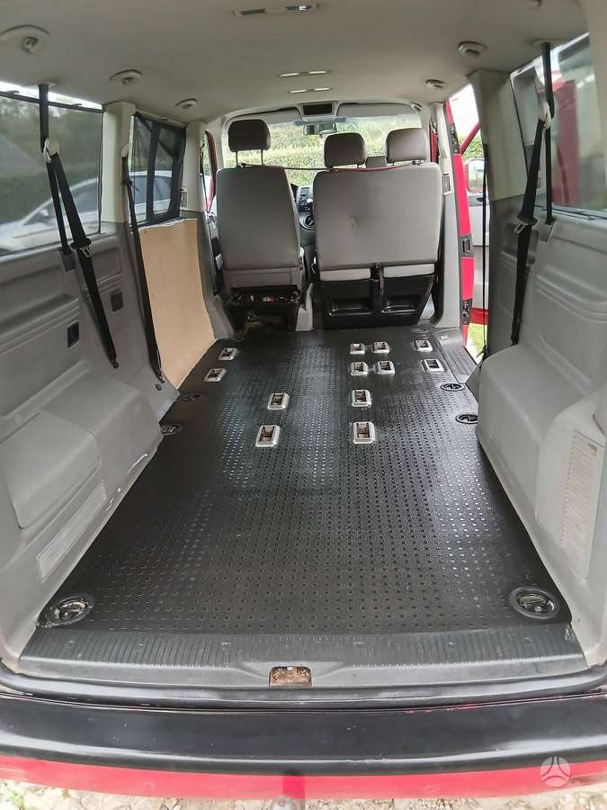 Volkswagen Transporter 2005 — photo 8