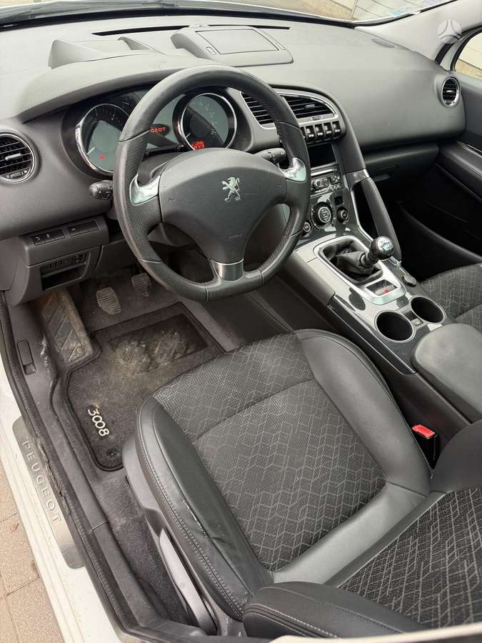 Peugeot 3008 2014 — photo 7