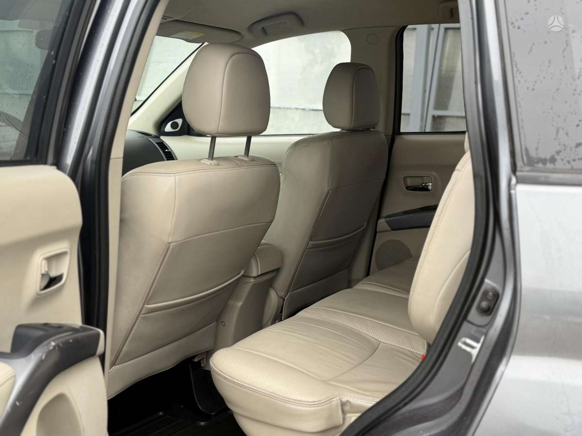 Mitsubishi Outlander 2007 — photo 11