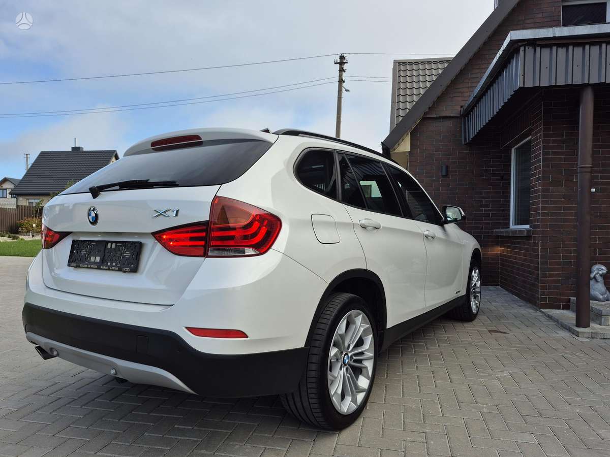 BMW X1 2013 — photo 11