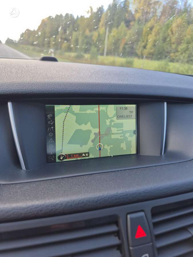 BMW X1 2013 — photo 14
