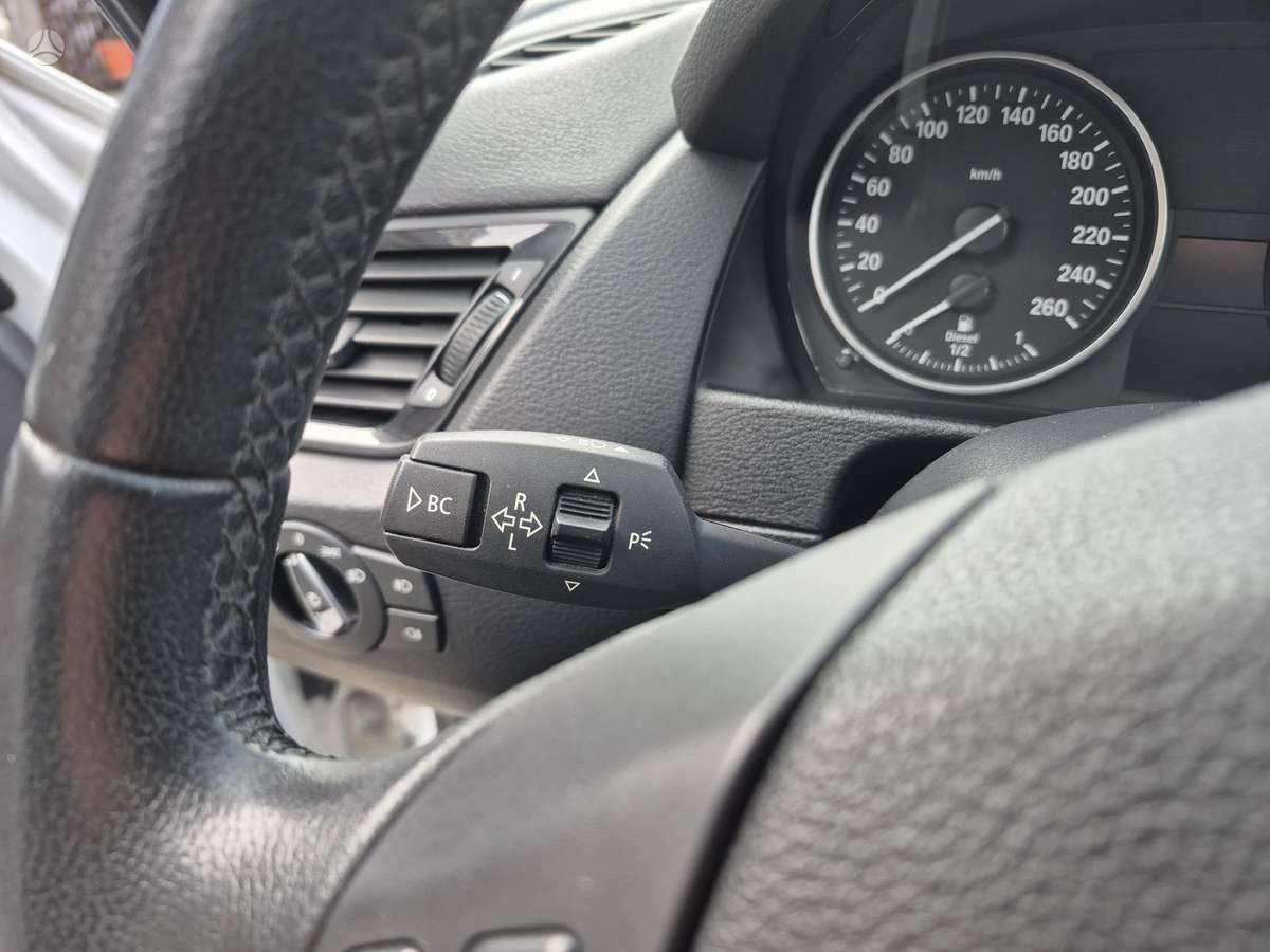 BMW X1 2013 — photo 16
