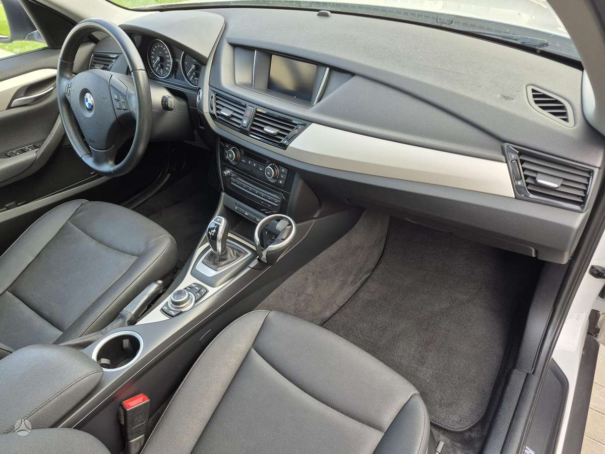 BMW X1 2013 — photo 19