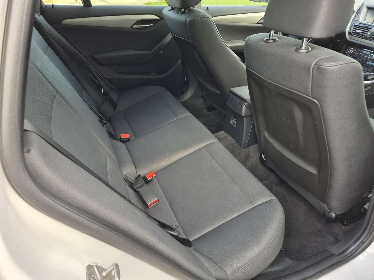 BMW X1 2013 — photo 20