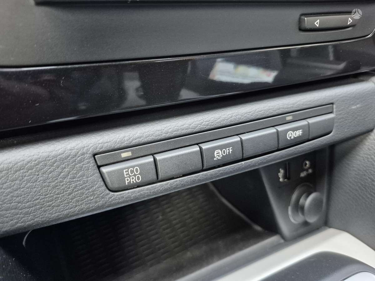 BMW X1 2013 — photo 24