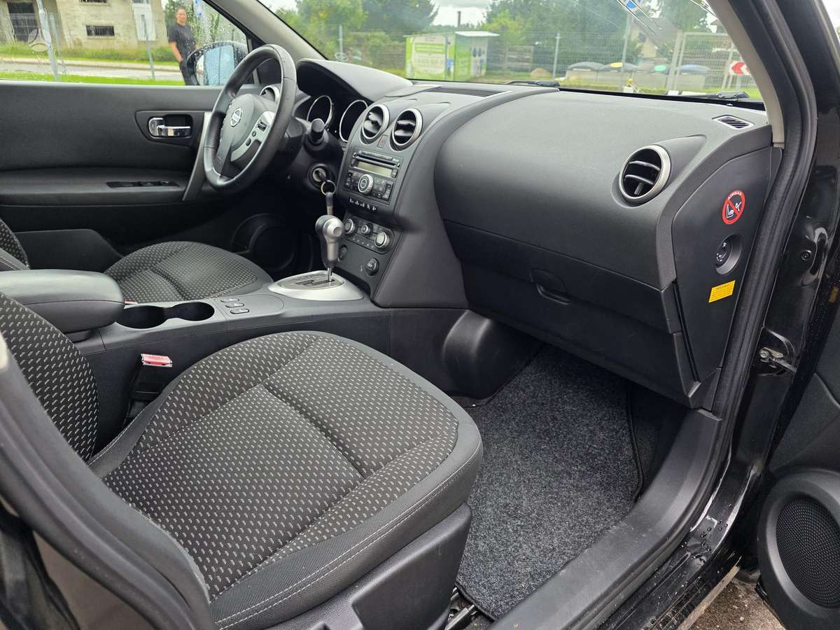 Nissan Qashqai 2010 — фото 11