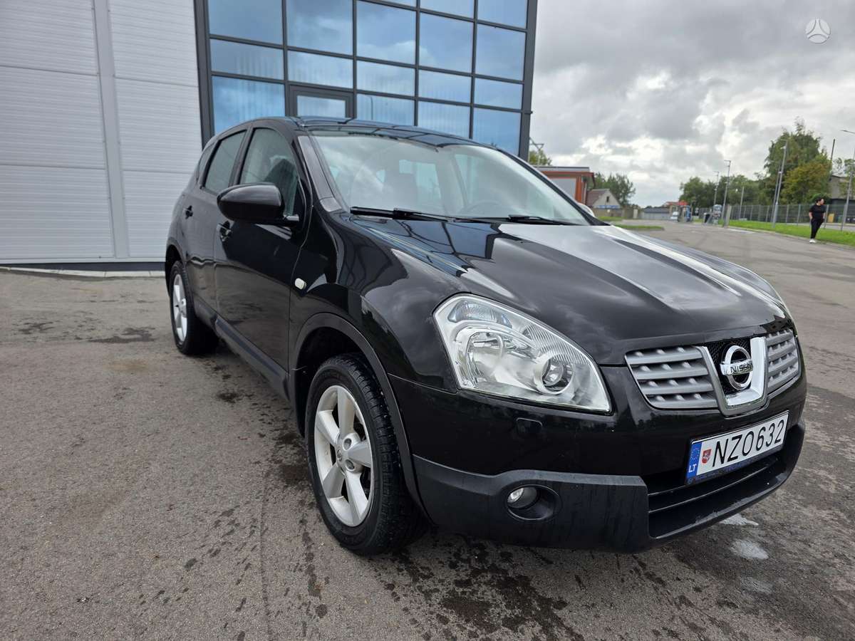 Nissan Qashqai 2010 — вигляд ззаду