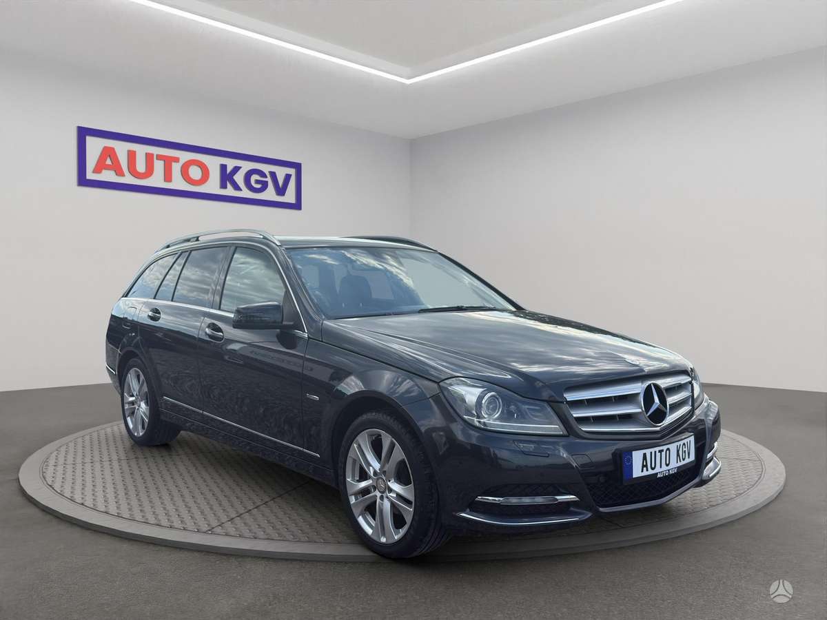 Mercedes-Benz C180 2011 — photo 7