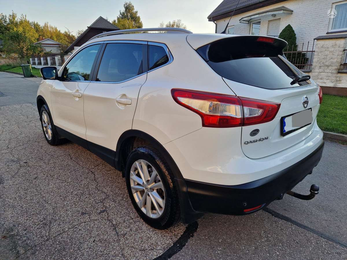Nissan Qashqai 2015 — двигун 1197 cm³, 116 HP (85kW)