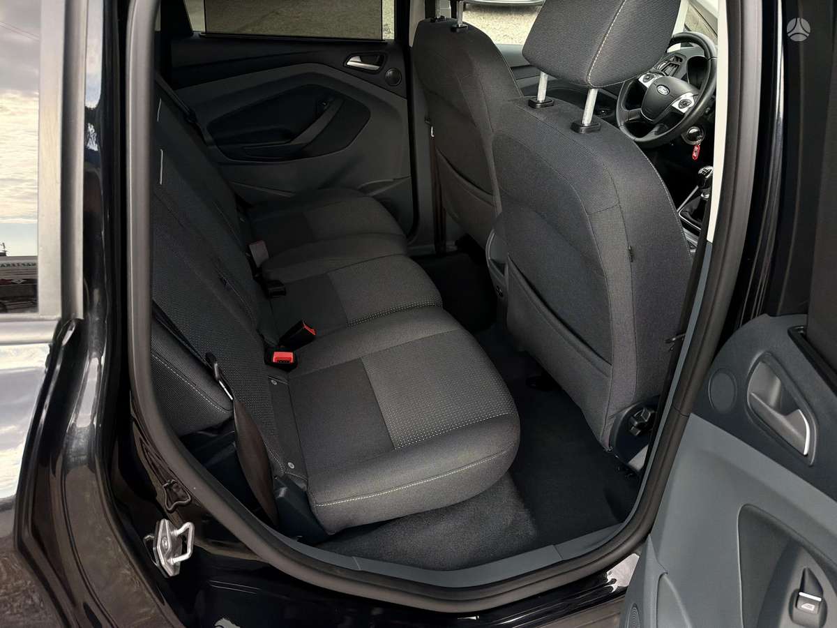 Ford C-MAX 2014 — photo 10