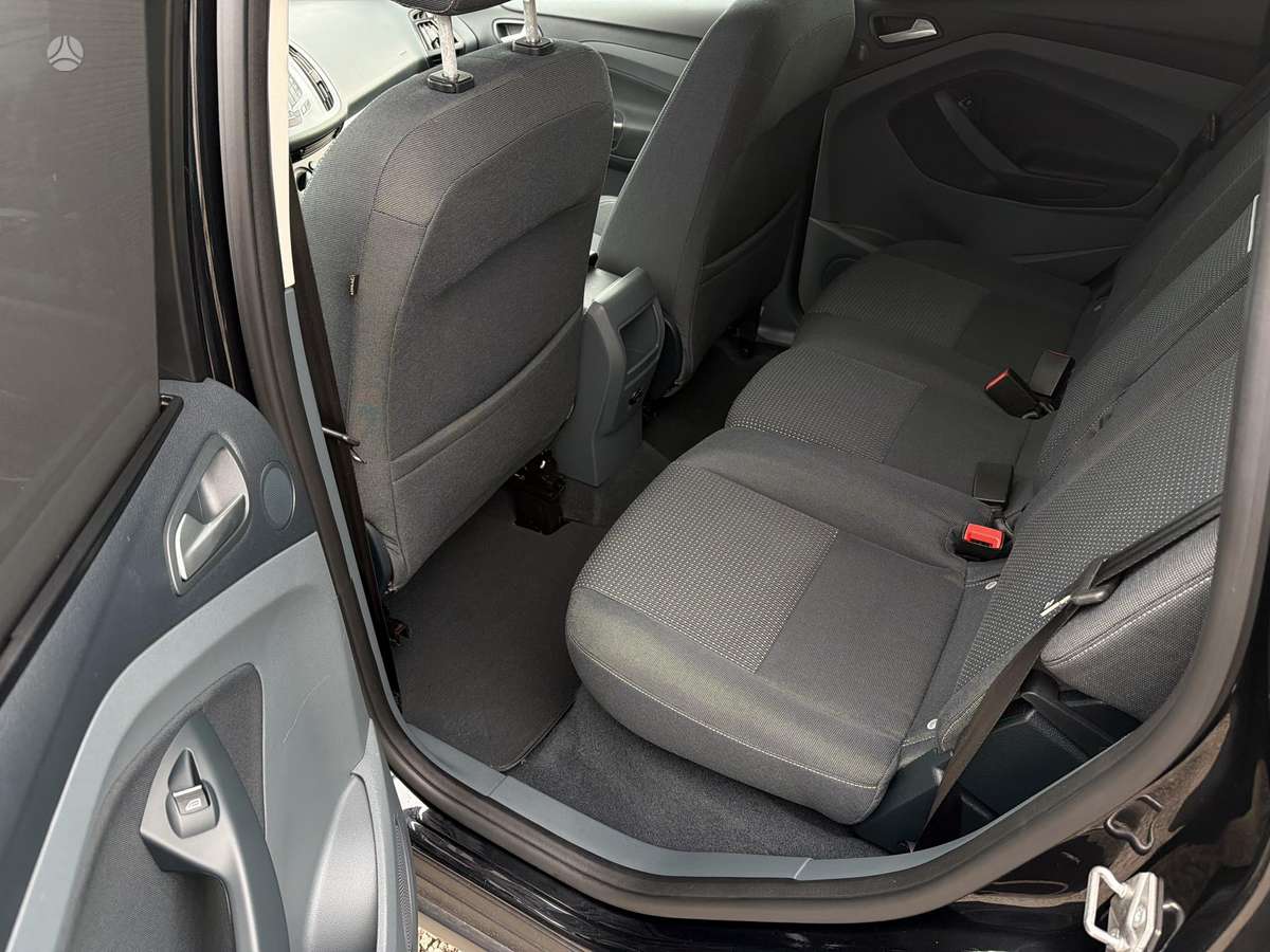 Ford C-MAX 2014 — photo 13