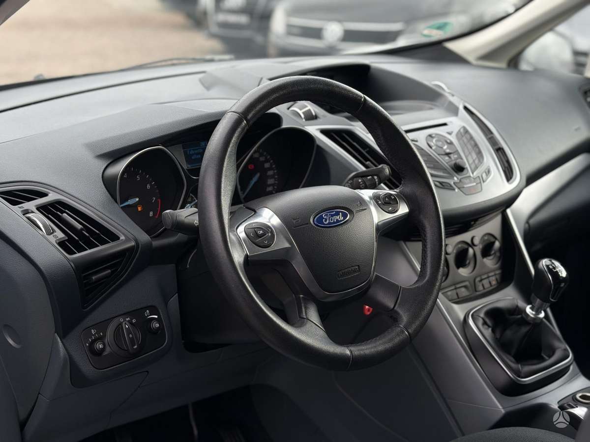 Ford C-MAX 2014 — photo 18