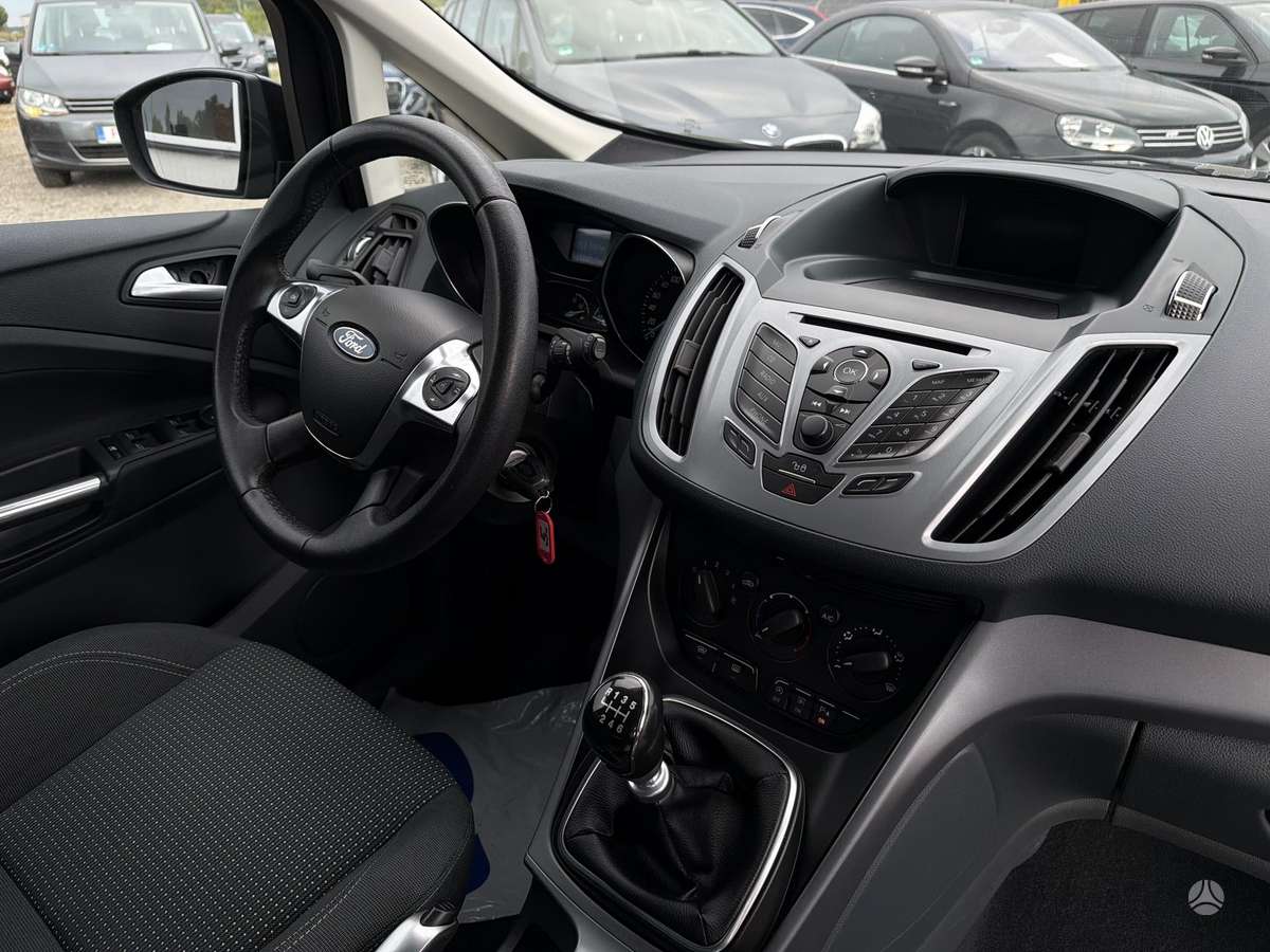 Ford C-MAX 2014 — photo 9