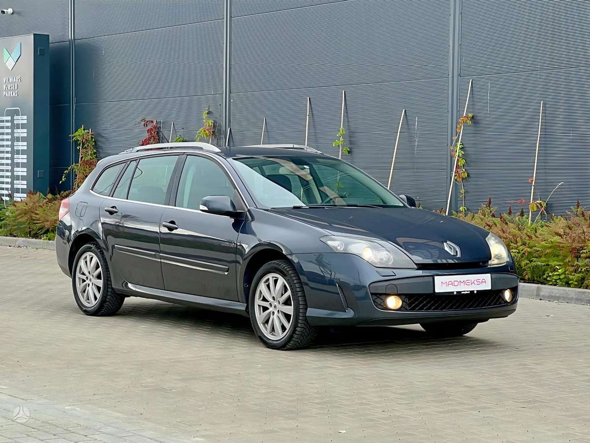 Renault Laguna 2010 — фото 8