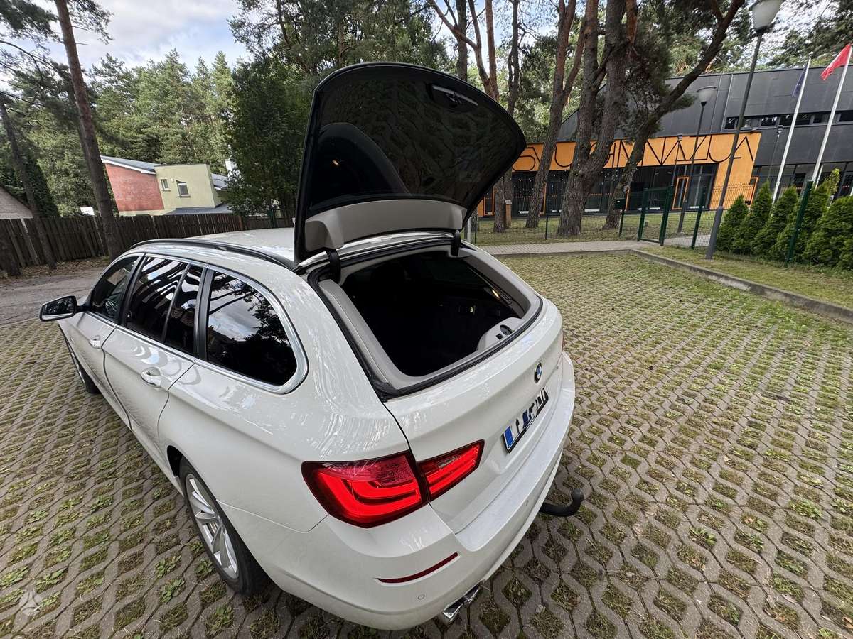 BMW 520 2011 — photo 14