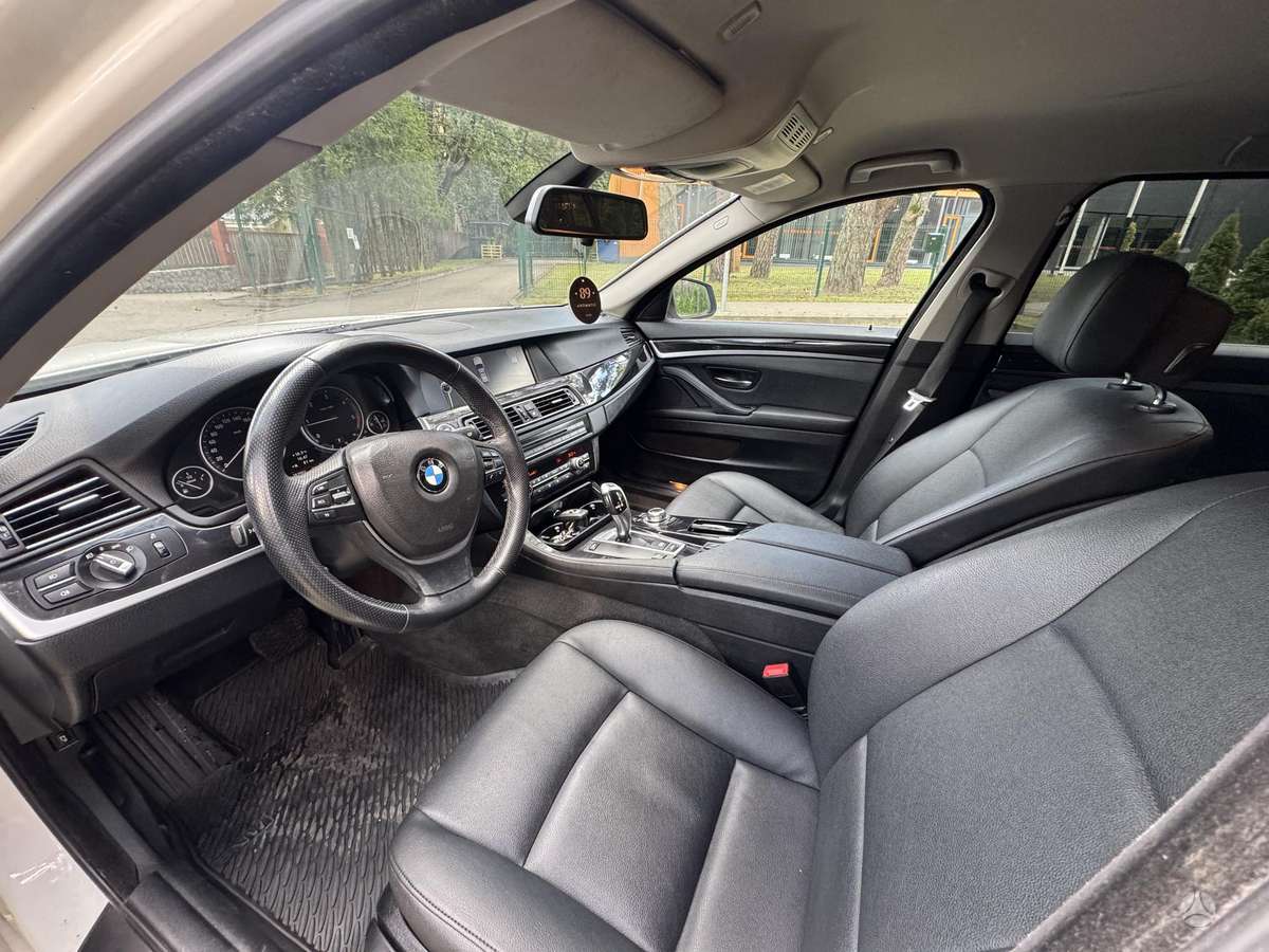 BMW 520 2011 — photo 5