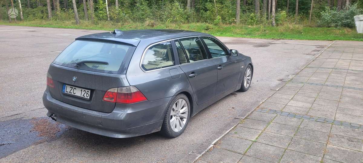 BMW 525 2004 — photo 5