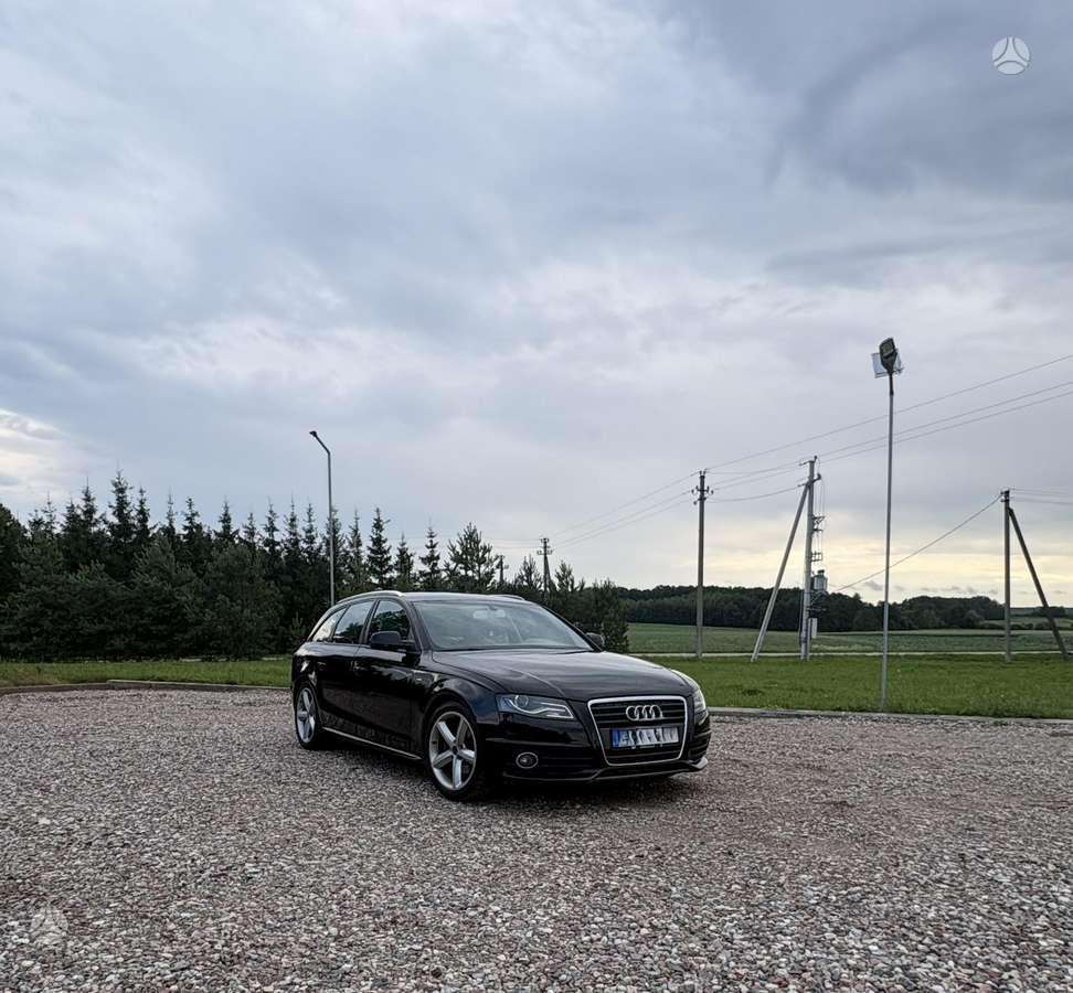 Audi A4 2009 — photo 17