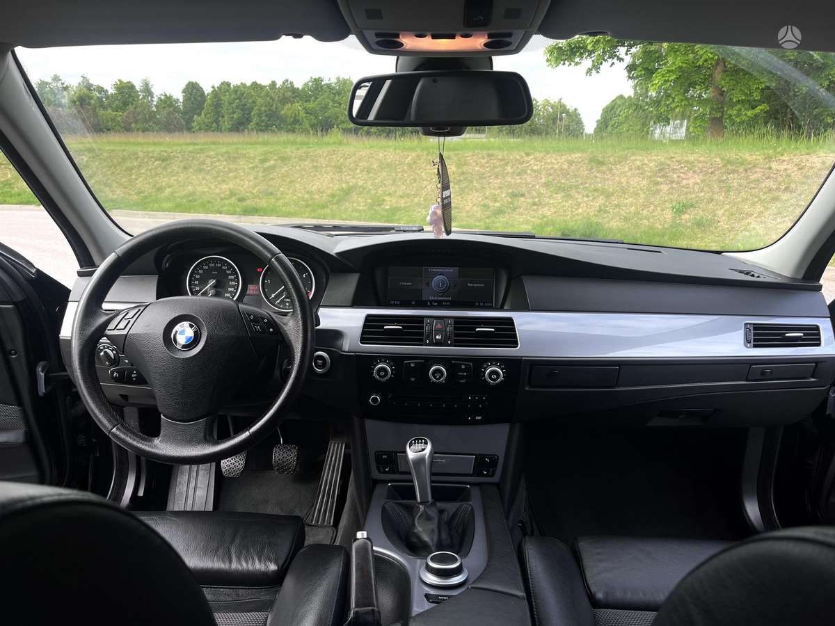 BMW 530 2007 — photo 14