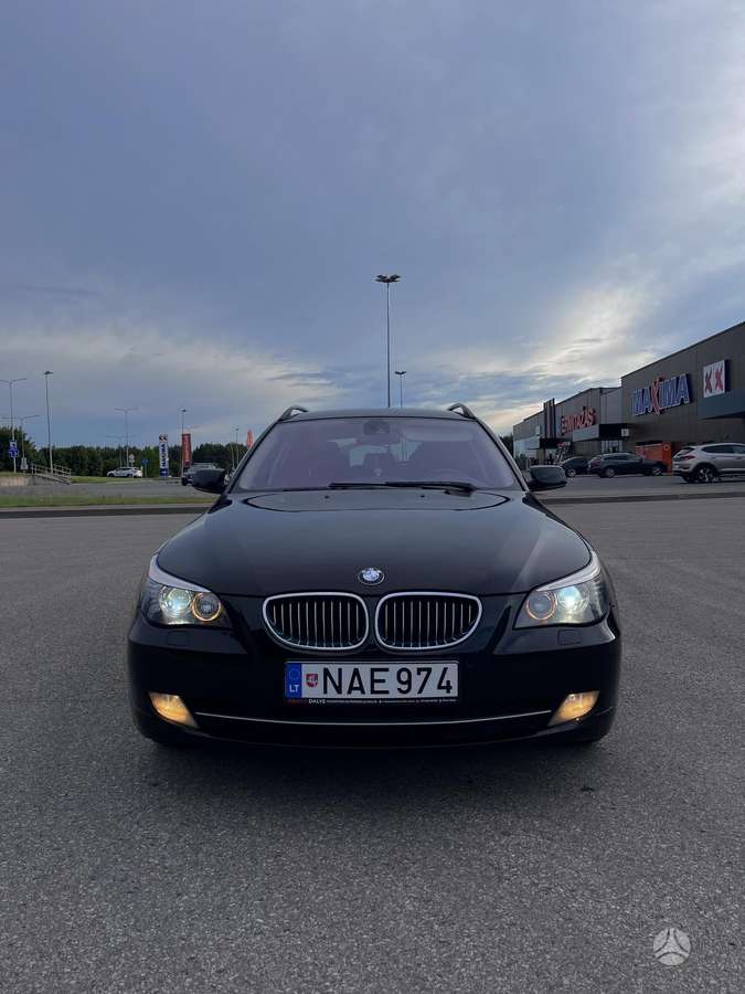 BMW 530 2007 — engine 2993 cm³, 235 HP (173kW)