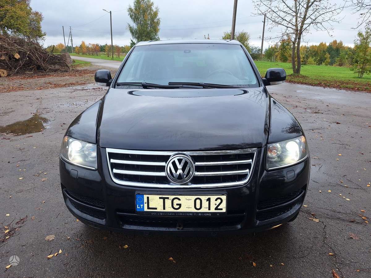 Volkswagen Touareg 2006 — салон