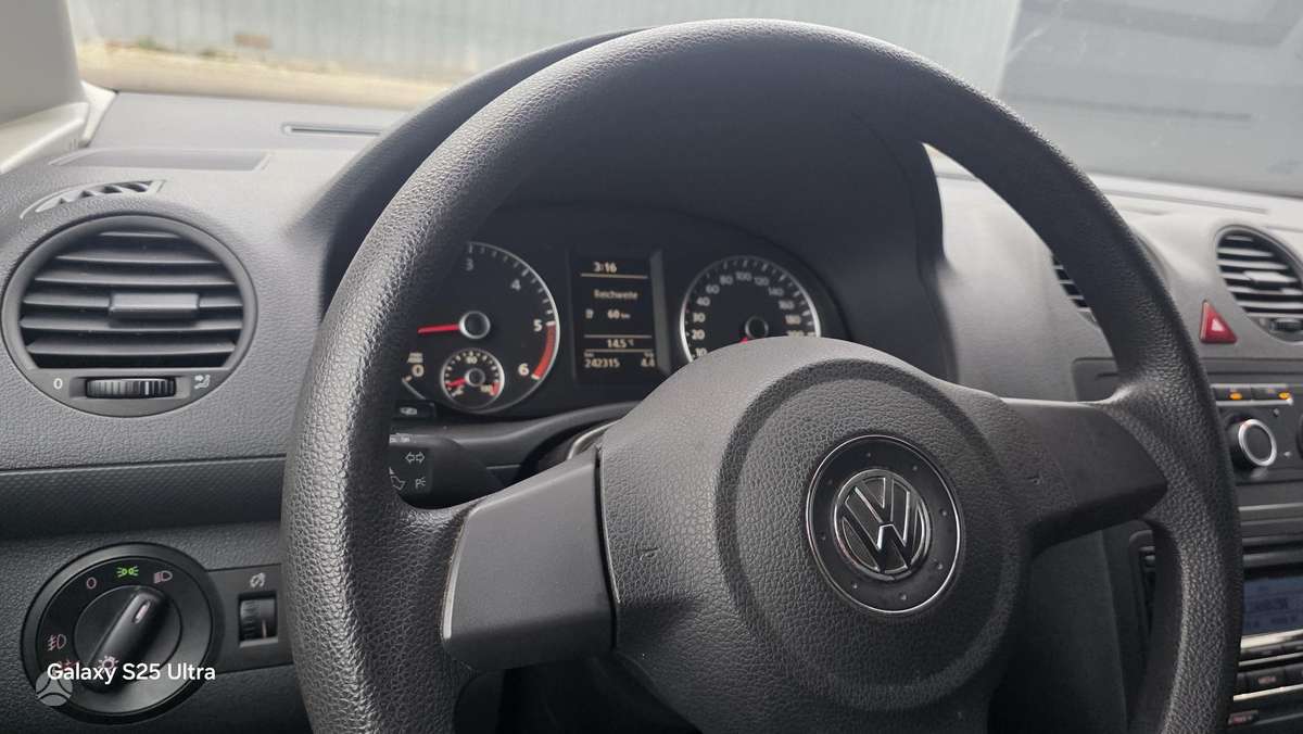 Volkswagen Caddy 2011 — photo 25