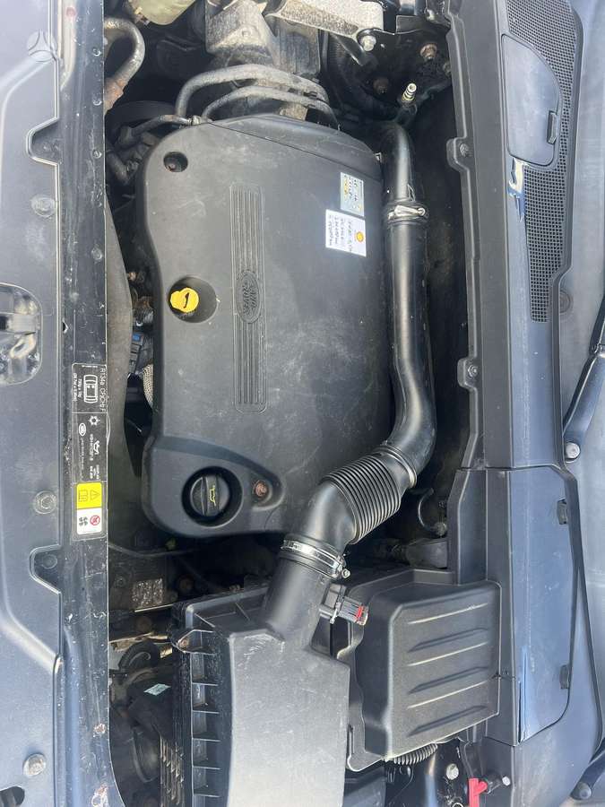 Land Rover 2011 — photo 13