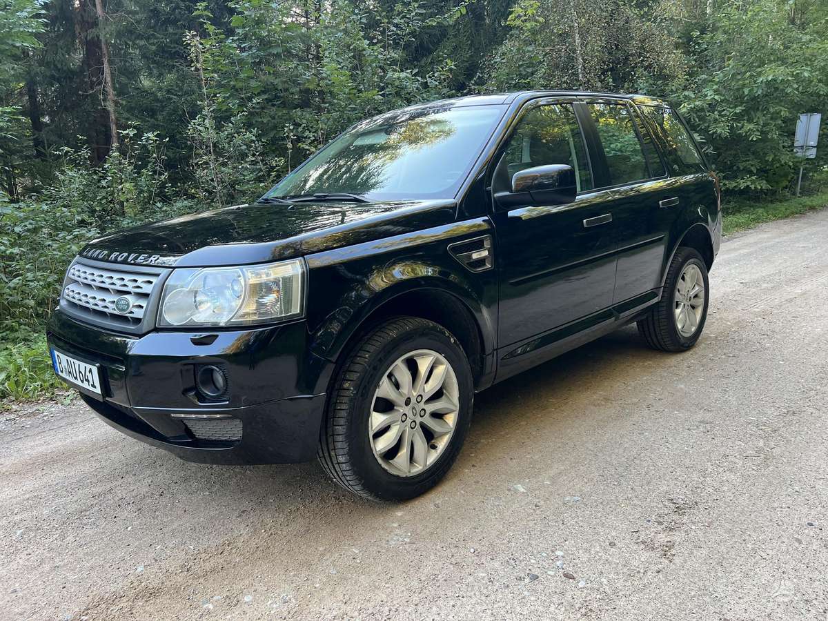 Land Rover 2011 — photo 8