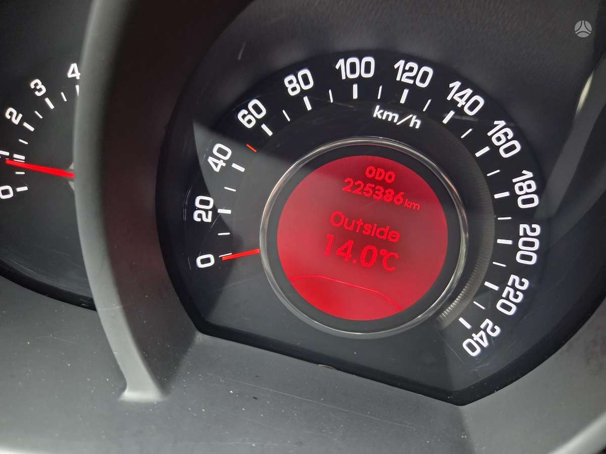 Kia Sportage 2012 — photo 10