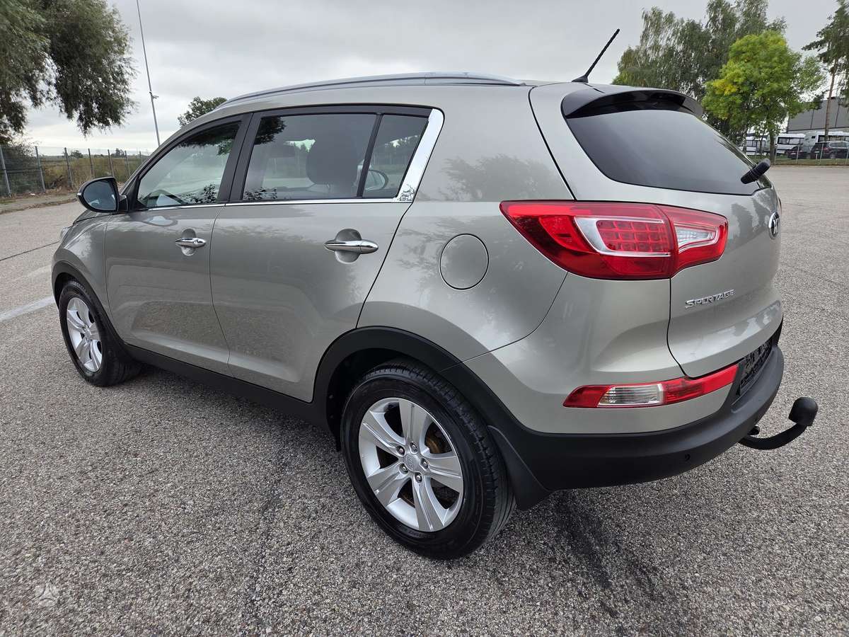 Kia Sportage 2012 — photo 9